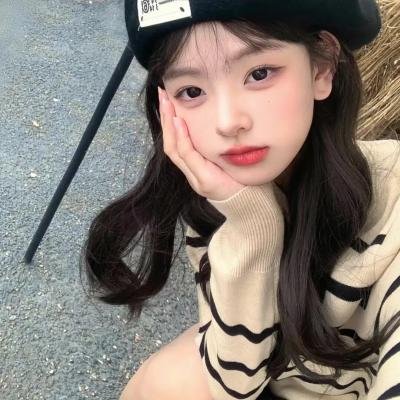 红色尾翼